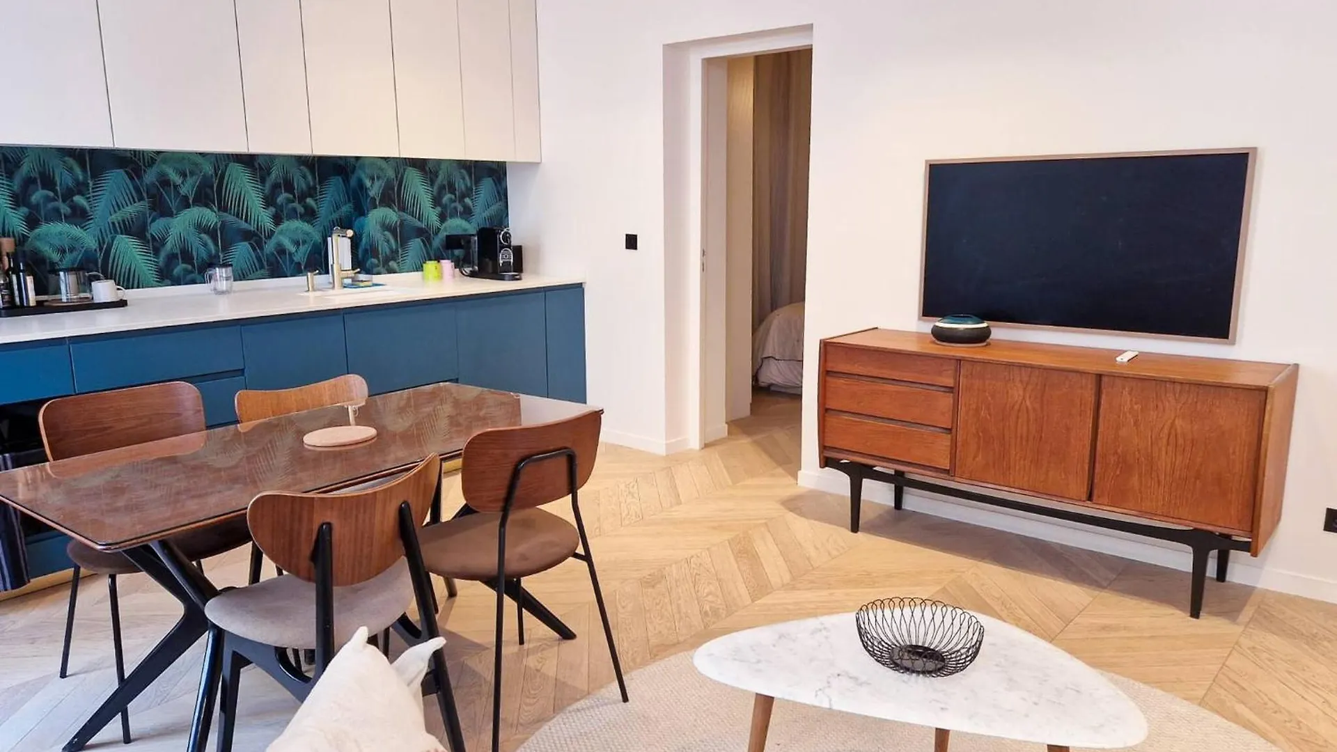 Marais - Fancy One-Bedroom Decorated With Taste París