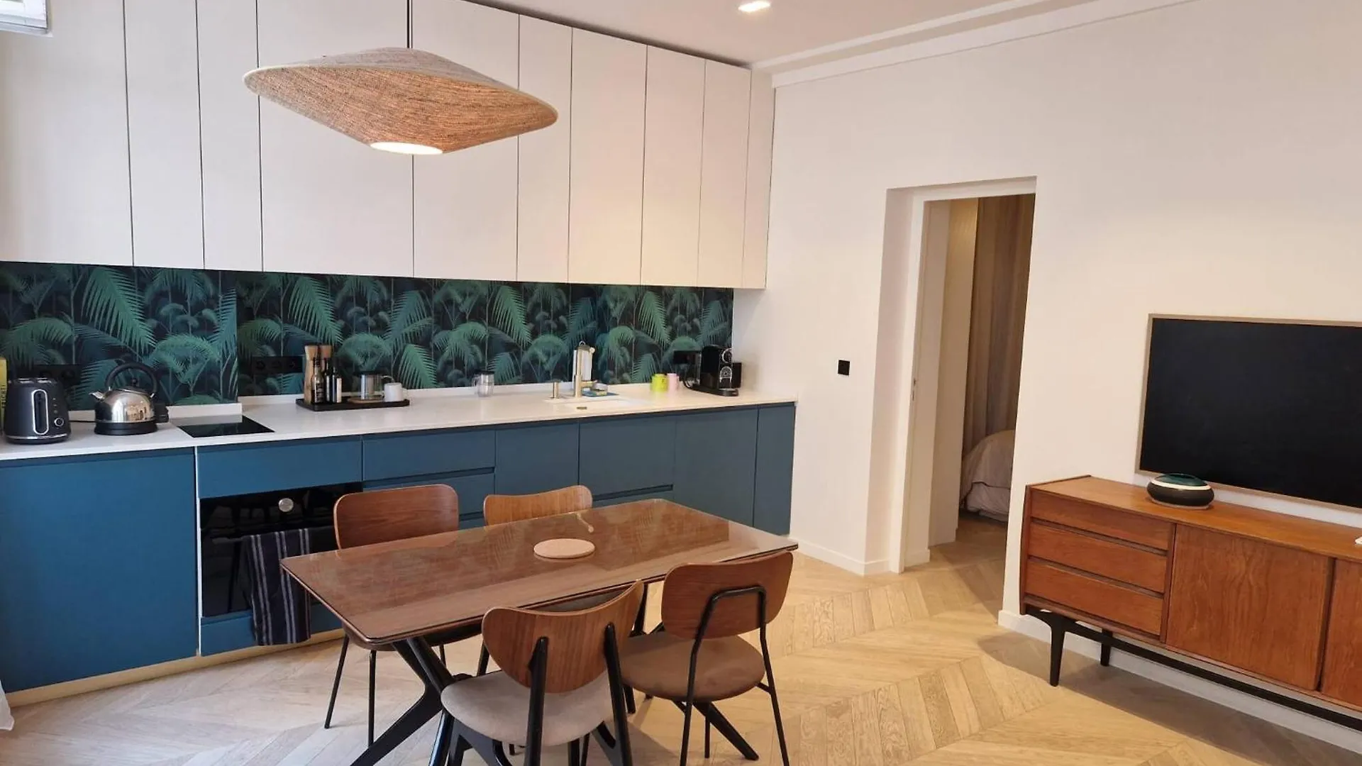 Marais - Fancy One-Bedroom Decorated With Taste Paris
